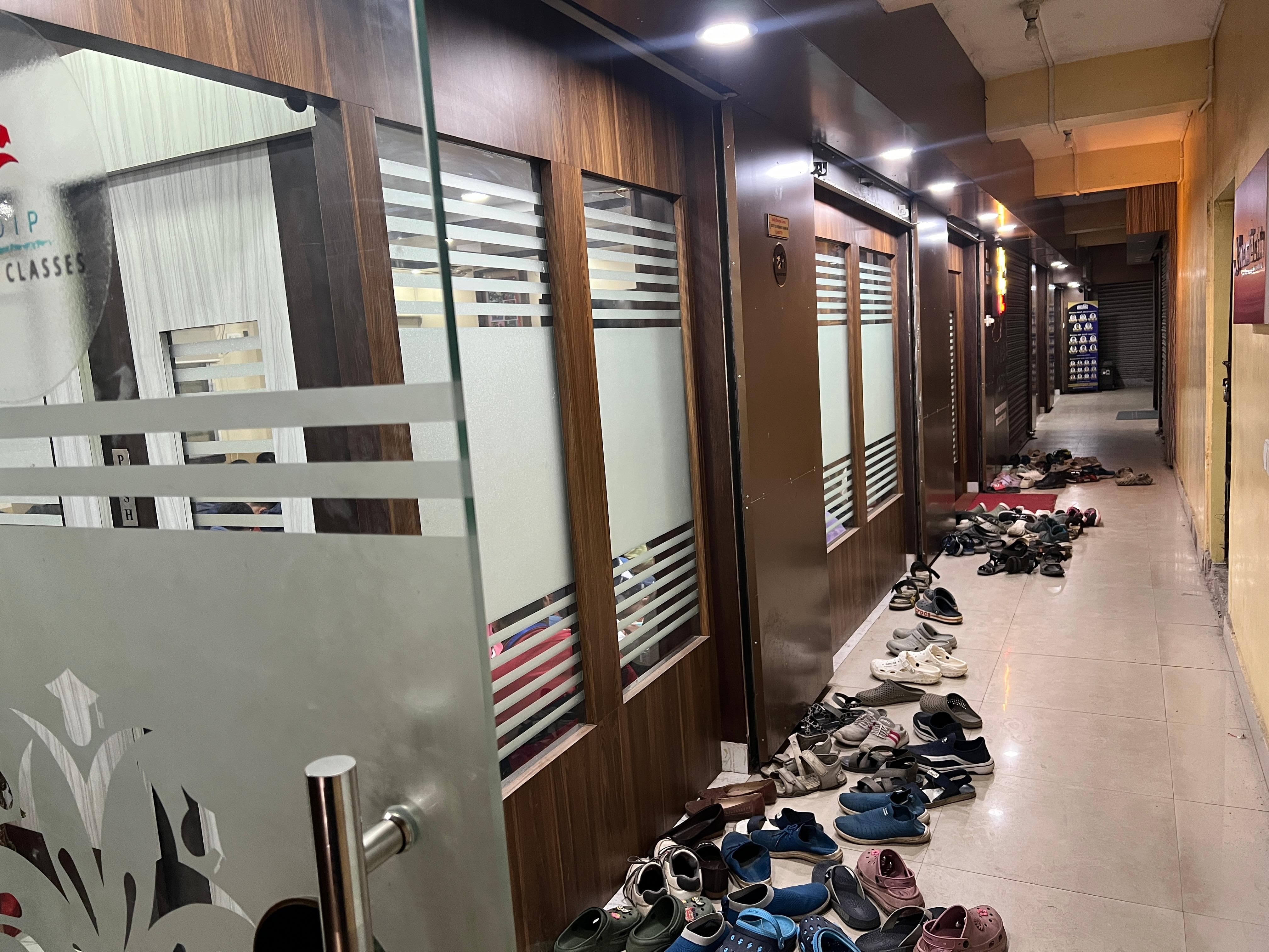 Sandip Banerjee Classes Sandip Banerjee Classes Building photo 4